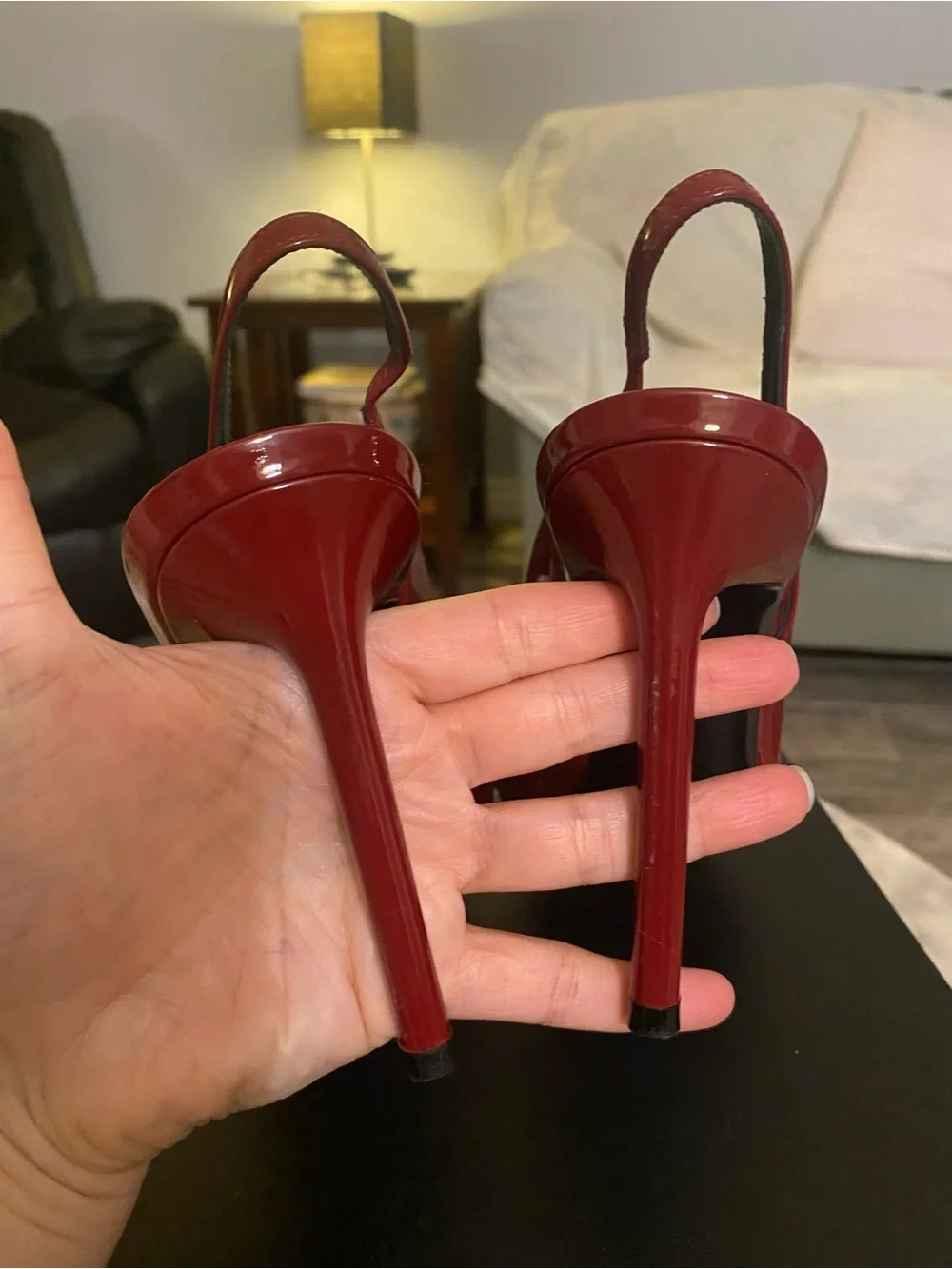 RED YSL HEEL- like new - Picture 9 of 16